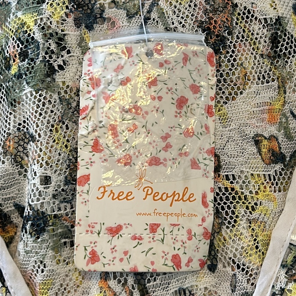 Free People Cherry Blossom Dress Embroidered Lace Long Sleeve Pleated Size 2 - Picture 11 of 13
